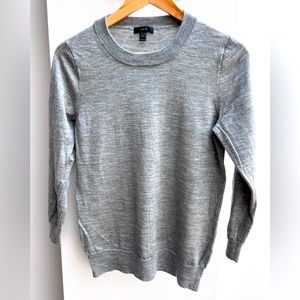 Medium size j.crew sweater